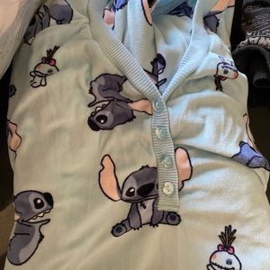 Stitch pajama top